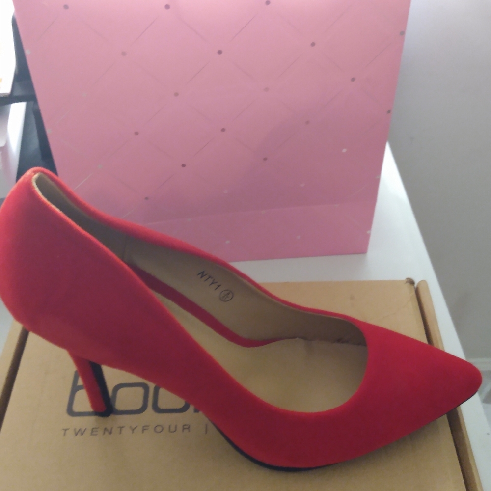 Boohoo Suede Pumps